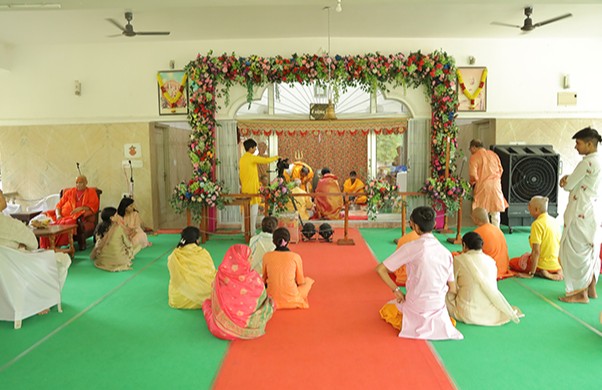 Swami Girishanand Ji Patotsav 1